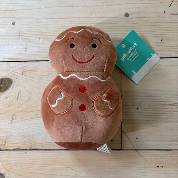 Pillowfort NWT Christmas Gingerbread Plushie - Picture 1 of 4